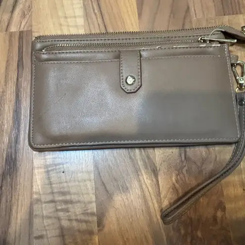 Bundle 4 wallet clutch wristlets light grey green brown and multi all preloved Gray