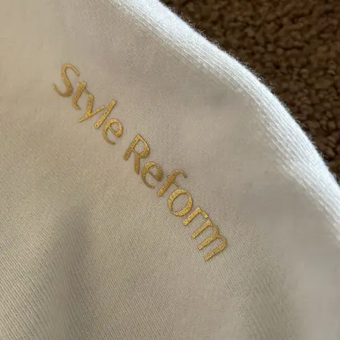 Style Reform Women’s White Zip Up Arrow & Stripe Hoodie Sweatshirt White