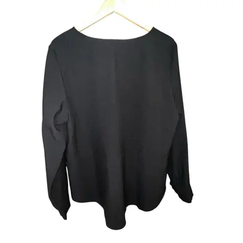 Elizabeth And Clarke Black Long Sleeved Blouse With Flirty Hem Women’s Size 16