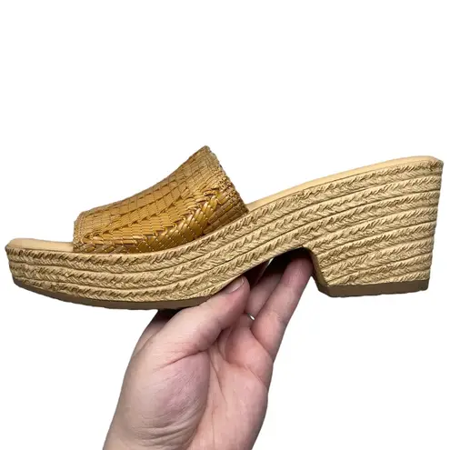 Cliffs White Mountain Women’s Size 10M Platform Sandal Boho Bohemian Retro