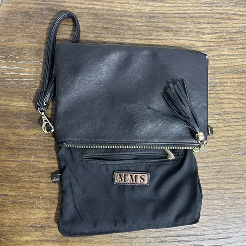 MMS Black and Gold Laser Cut Zip Close Wristlet Clutch Bag