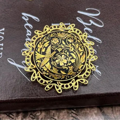 Vintage Spanish Damascene Filigree Bird & Flower Brooch Black Gold Pin