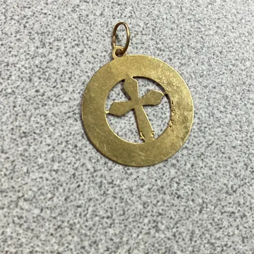 Vintage Jesus Loves Me Cross Charm Pendant Necklace Gold Tone Religious