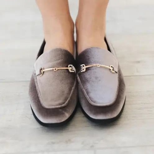 Beast Fashion 11 Vivian-02 Taupe Velvet with Gold Chain Detail Loafers