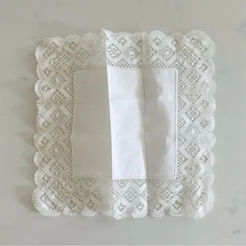 Vintage Louise Verschueren Ivory Lace Embroidered Handkerchief White