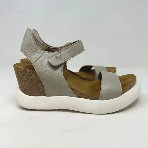Fly London Gogo Platform Wedge Sandals Leather Taupe Size 38
