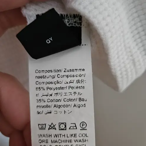 Emery Rose Top Blouse White Crochet Short Sleeves Colorful Cute Neutral Size M