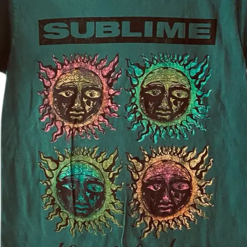 Sublime Green Sun Graphic T Shirt Distressed Cotton Short Sleeve Tee Size Small