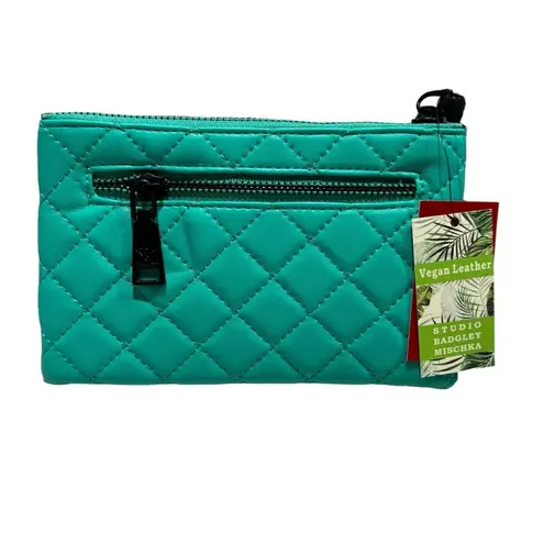 Badgley Mischka NWT! Diamond Green Quilted Clutch