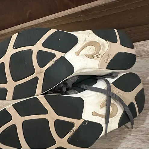 OluKai Mikilua Li Sneakers Women's size 9 Gray