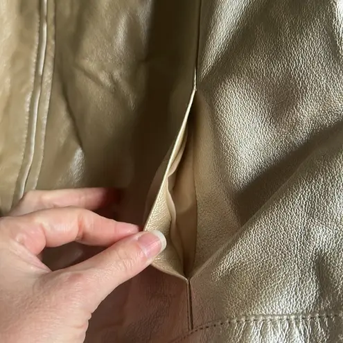 Dialogue ✨Metallic Gold Genuine Leather Jacket – XS, Luxe Minimalist Zip Front ✨