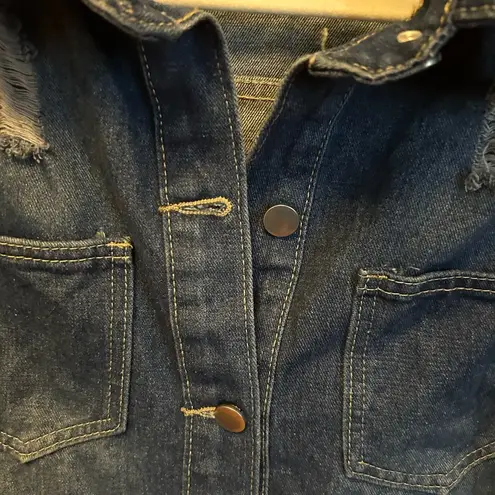 Women’s Jean Jacket distressed denim rhinestone Rise design on back Size M NWOT Blue Size M