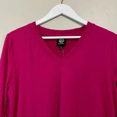 Bobeau  Women’s Long Sleeve V Neck Flowy Tee Fuchsia Size Medium NWT