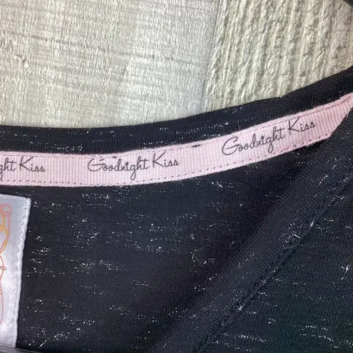 Goodnight Kiss Size Small 3/4 Sleeve Crewneck Sleep Top Black & Silver M…