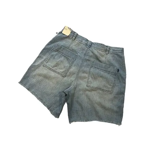 Pilcro NWT, Super High Rise Oversized Bermuda Shorts with Fringe Hem, Sz 29