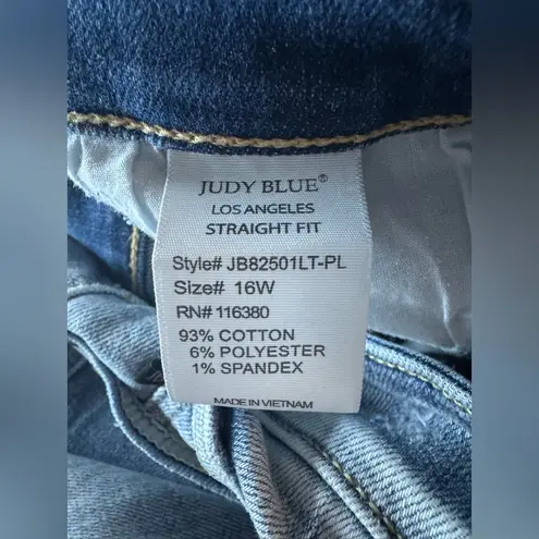 Judy Blue Distressed Straight Fit Jeans Size 16W