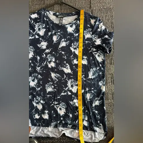 Ellen Tracy Dusty Floral Navy Hi-Lo Tunic/blouse Soft Knit Short Sleeve ≠SIZE S