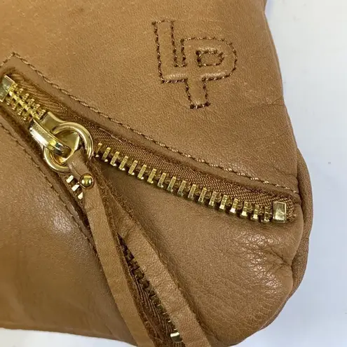 Linea Pelle Tan Cross Body Zipper Purse C9 Tan