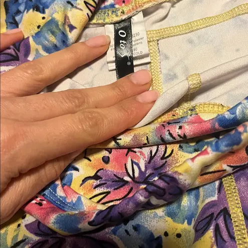 EUC matching Floral Sports Bra and Leggings Set Pink