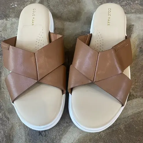 Cole Haan  size 7 leather slip on platform slide sandals tan brown white new