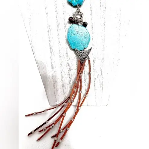 Shyanne WOMEN'S TURQUOISE COLORED BEADED PENDANT CHARM NECKLACE