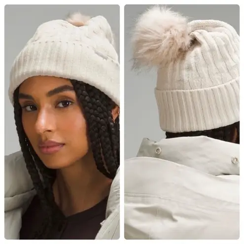 Lululemon  cable knit Pom beanie