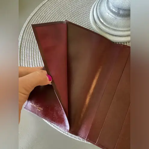 Cartier Authentic wallet 💰