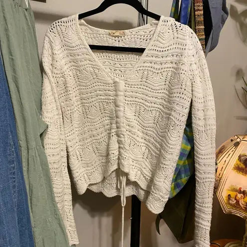 it's our time Crochet Knit V Neck Long Sleeve Cropped Cinch Detail Top Sweater M