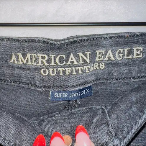 American Eagle  Black Wash Denim Super Stretch X Hi Rise Distressed Jegging 14