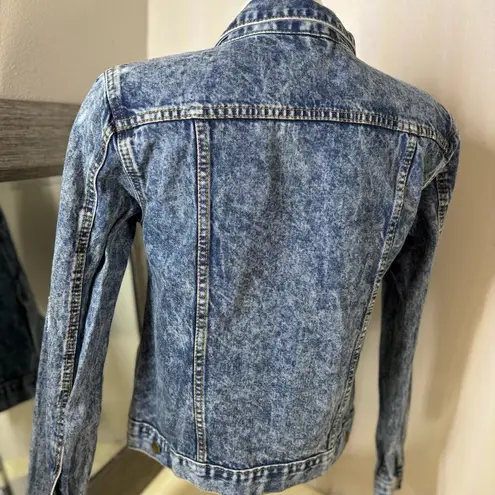 Blue and Gold Jean Jacket with Fitted Silhouette Size L