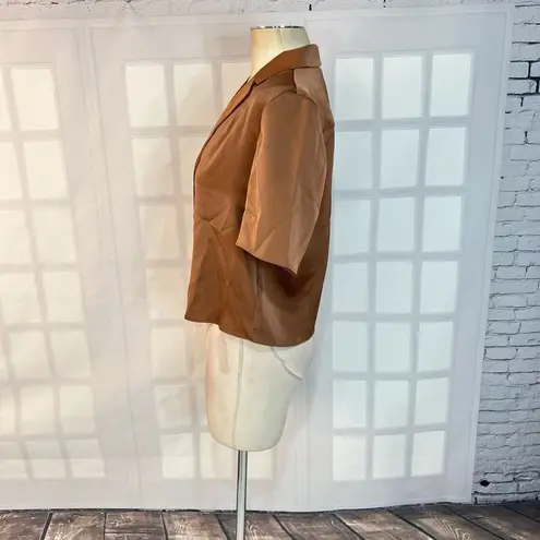 House of Harlow Short Sleeve Collar Button Down Satin Brown Crop Blouse Sz S NWT