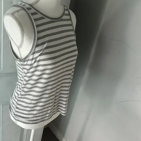 Honeydew USA Gray and White Fitted Tank Top Size XS