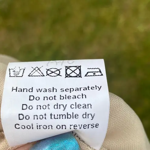 Chi Chi London 🌹HP🌹Chi Chi of London Lace Dress