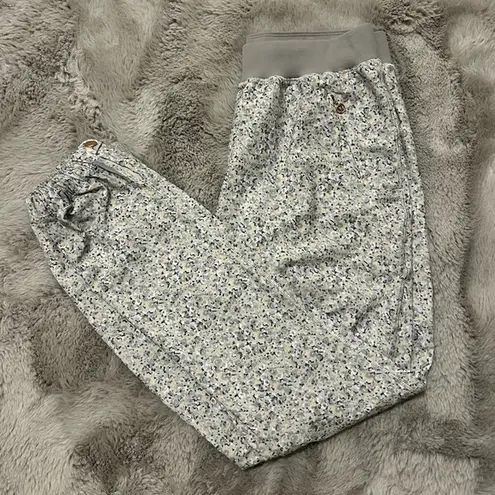 Lululemon  Bring Back The Track Pants Size 8 Floral Joggers