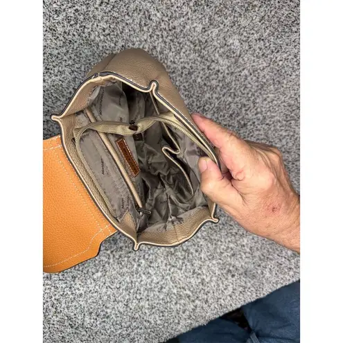 Montana West Women's Small Colorblock Convertible Backpack Beige Tan