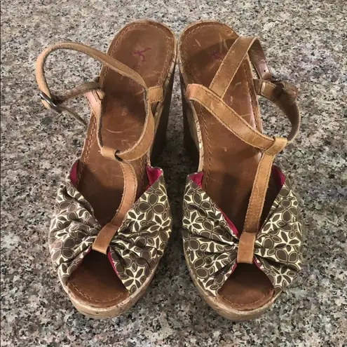 American Eagle Adorable cork wedges