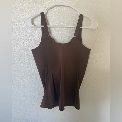 NWT Evelyn&Bobbie Structured Scoop Bra Tank Brown Size L