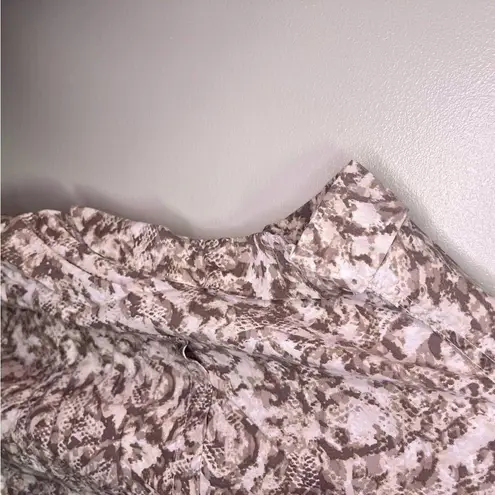 NWT Calvin Klein Jeans Tencel Button Down Collar Sleeveless Summer Snakeskin 2X Brown