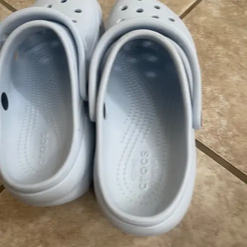 Crocs  Classic Platform Clogs Women's Size 6 light blue Comfortable Slip On Shoes - Image 7