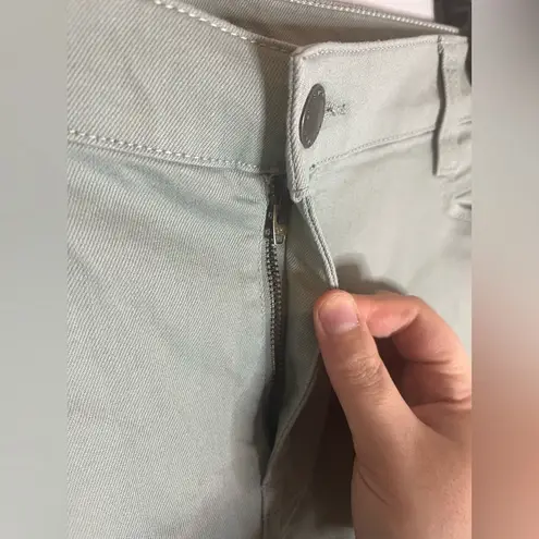 Lane Bryant Sage Green Casual High Rise Flex WaistBand Capri Shorts Pockets 16