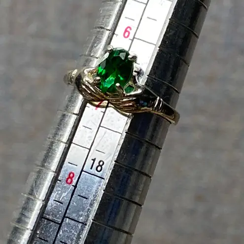 Sterling Silver Claddagh Ring Oval Green Stone Love Loyalty Friendship Size 7