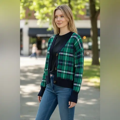 Marled Plaid Green and Navy Women's Sweater cardigan In Size M Size M