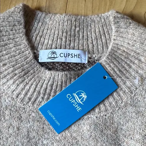 Cupshe  Crewneck Sweater in  Leaf Pattern - Image 2