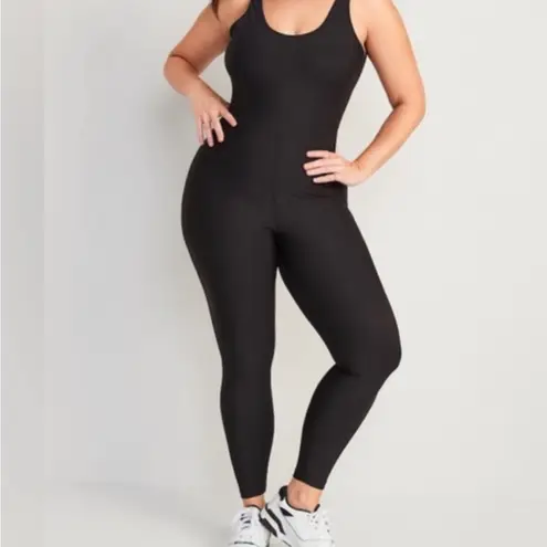 Old Navy NWT  Black Powersoft 7/8 Legging Jumpsuit thumbnail 3