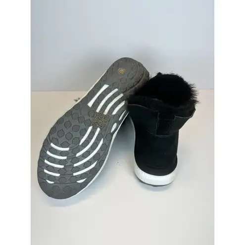 Bernie Mev Women's Sharlene Size 8.5 Black Shearling Cozy Ankle Booties NWOB
