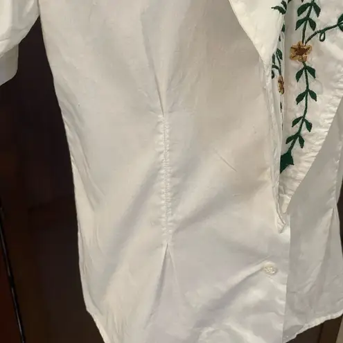 Amazing Vintage Cottage Core Embroidered Blouse. Size small White