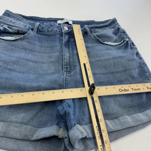 Judy Blue Shorts Womens 3XL Blue Denim Cuffed Roll Hem Stretch 5 Pocket JB150698