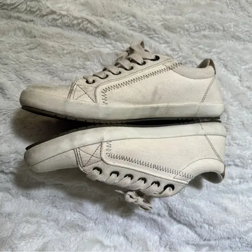 Taos Size 7.5 White Star Burst Sneaker Comfort Casual Neutral Minimalist Tourist