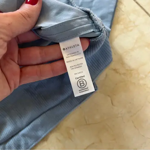 Athleta  Light Blue Polyester and Spandex Tee Sz Medium