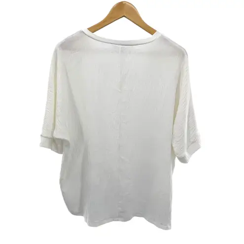 fab'rik White Textured V